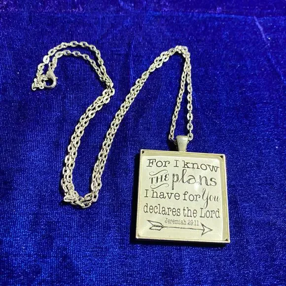 Jeremiah 29:11 Square Pendant Bible Verse Necklace Christian Jewelry - Picture 4 of 11